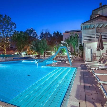 Hotel Giamaika Cesenatico Zewnętrze zdjęcie