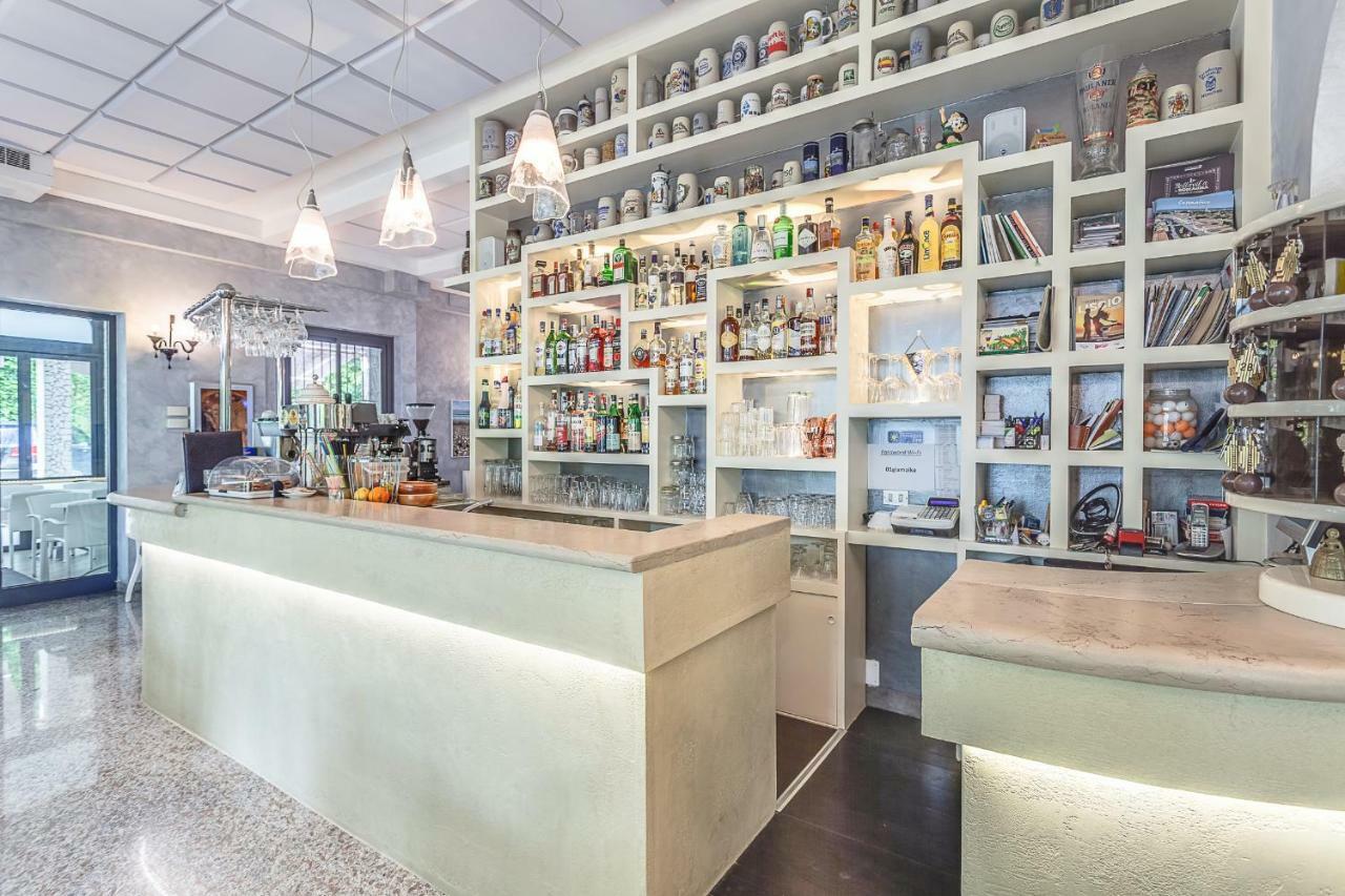 Hotel Giamaika Cesenatico Zewnętrze zdjęcie