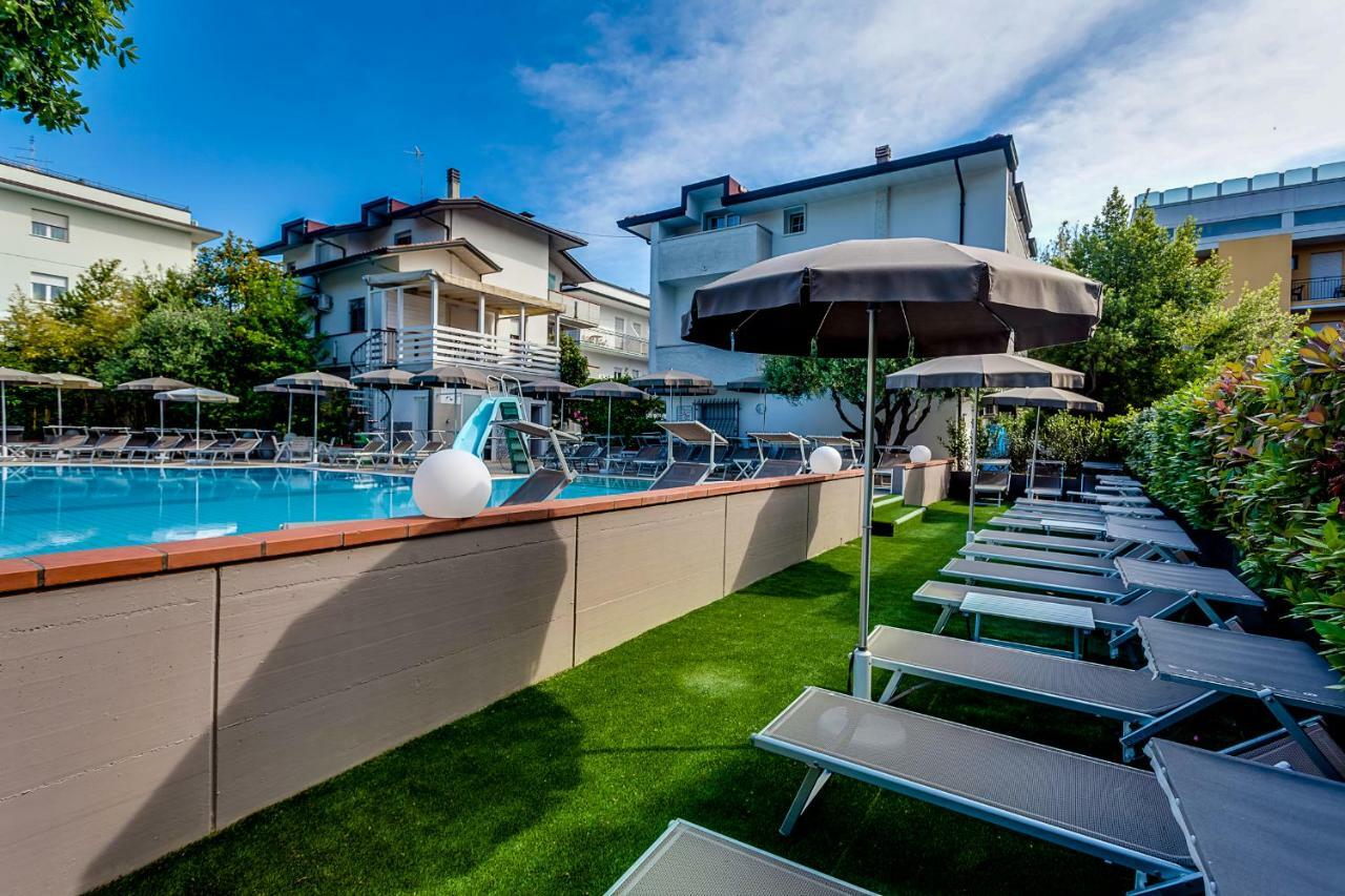 Hotel Giamaika Cesenatico Zewnętrze zdjęcie