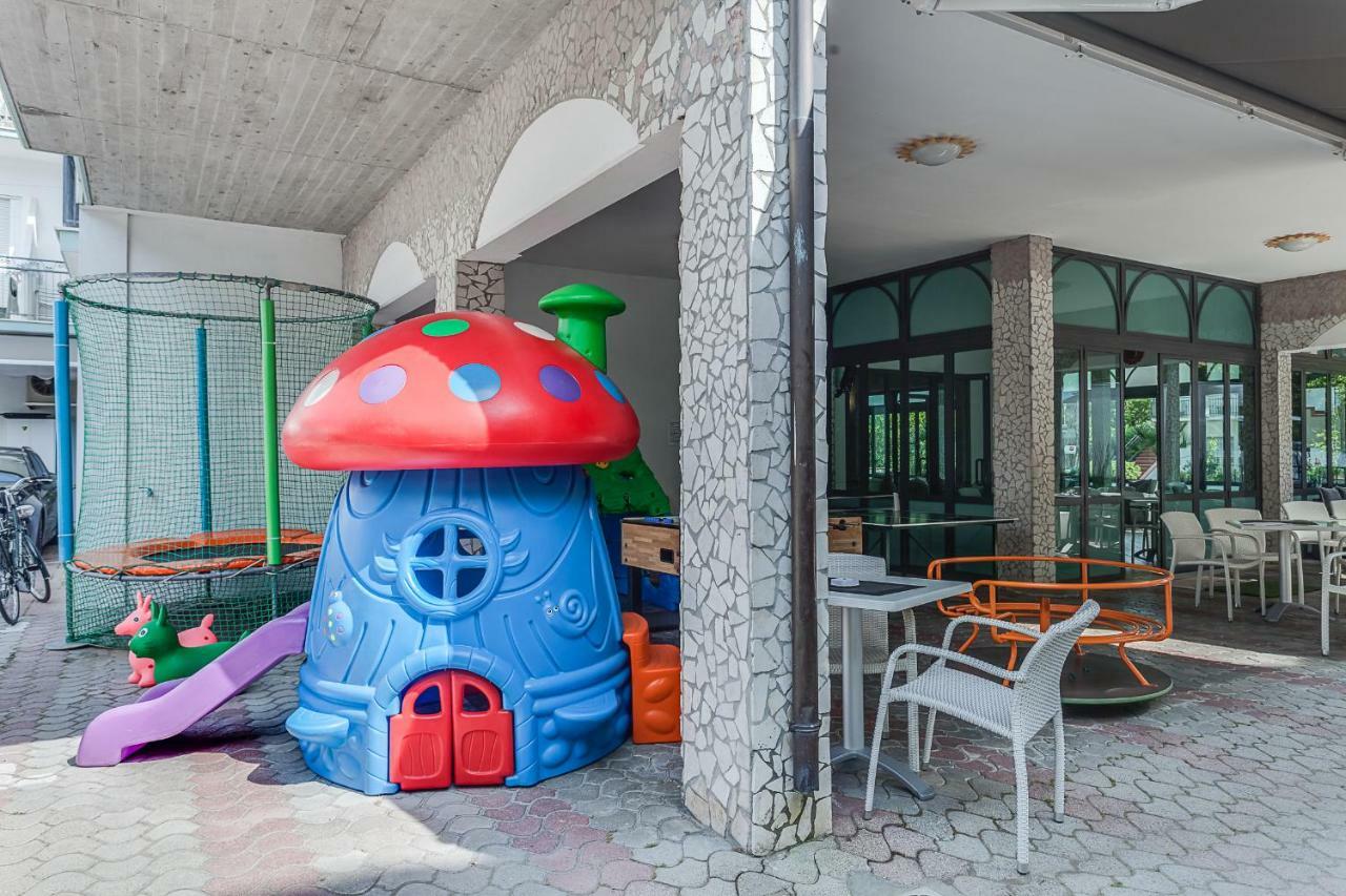 Hotel Giamaika Cesenatico Zewnętrze zdjęcie