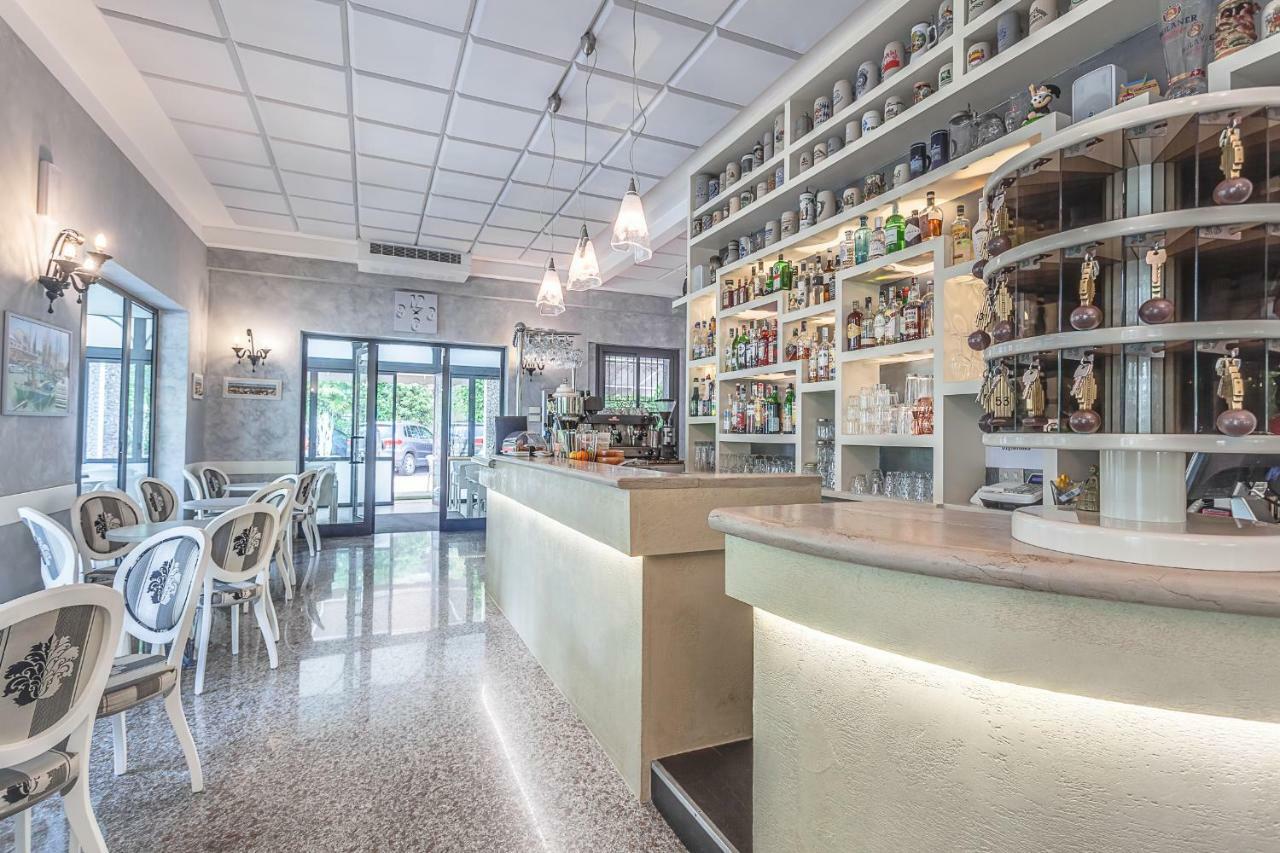 Hotel Giamaika Cesenatico Zewnętrze zdjęcie